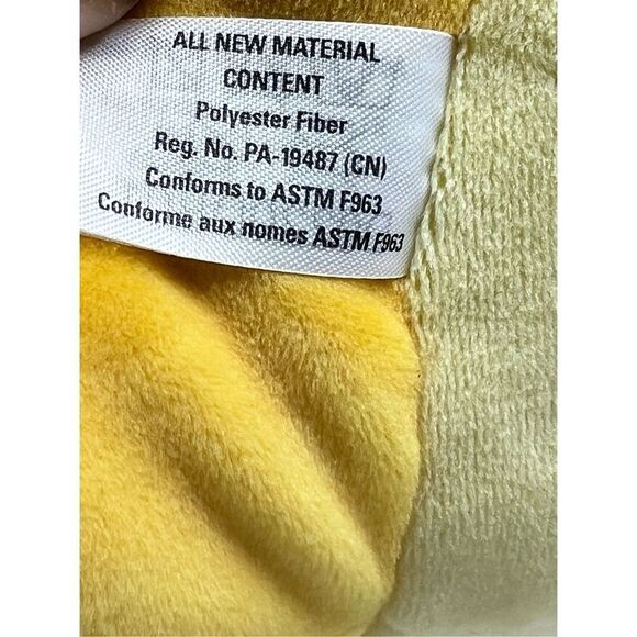 Club Mocchi- Mocchi- Animal Crossing Isabelle Mega 15 Plush Stuffed Toy - Picture 6 of 7